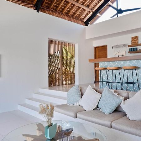Luxury Ocean View Villas With Private Cook And Free Gym Membership Kuta  Exterior photo
